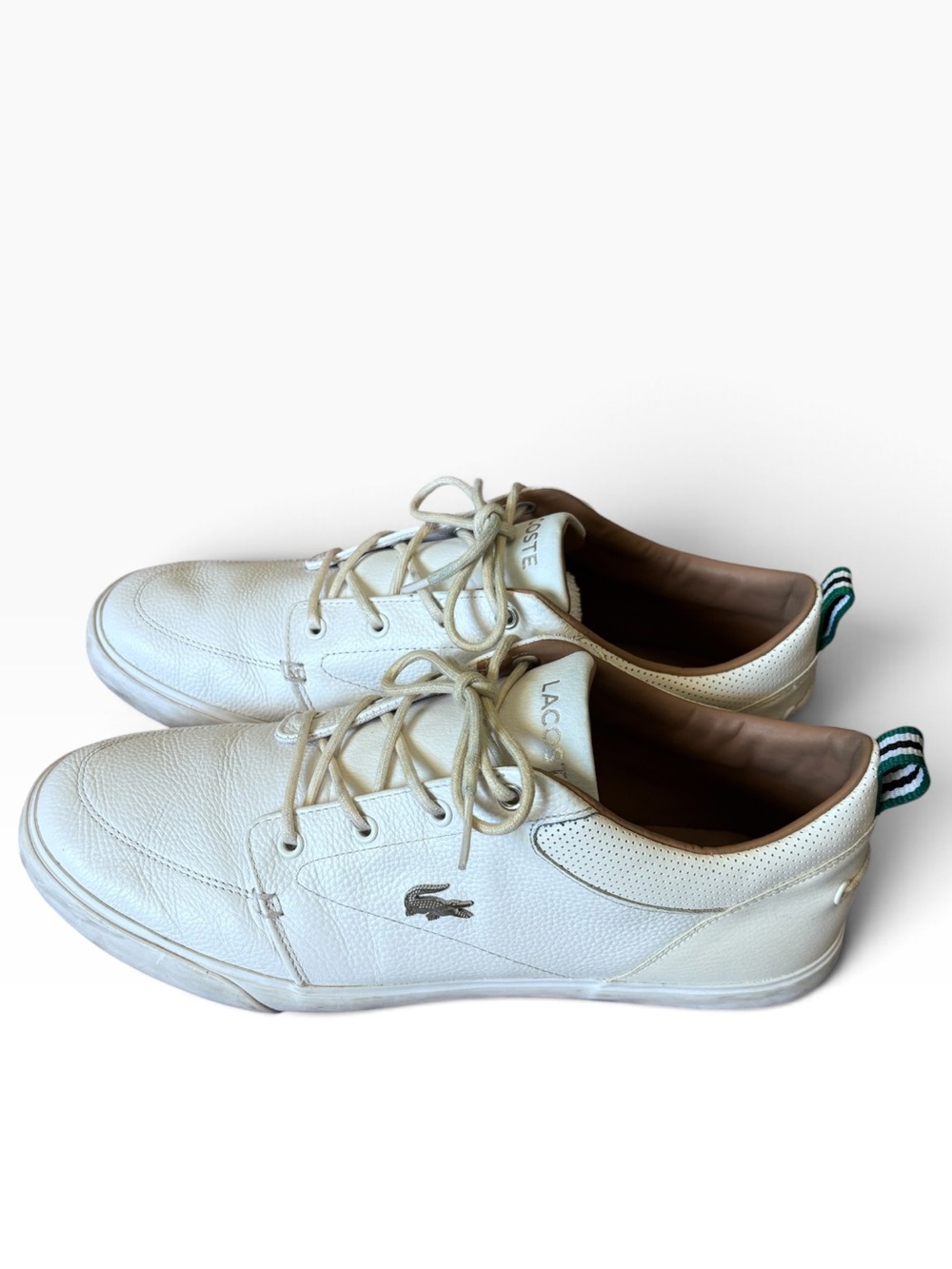 LACOSTE Men’s Size 11 White Bayliss Leather Perforated Collar Sneaker Sport
